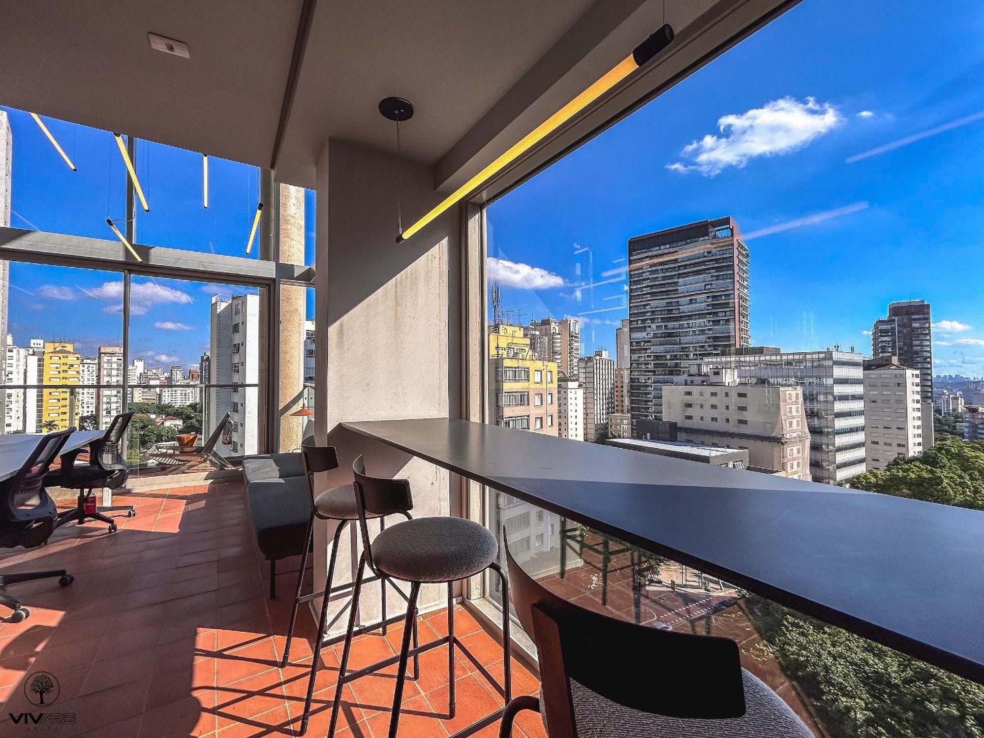 Seasons Pinheiros - Px Hosp Das Clinicas/reboucas * São Paulo